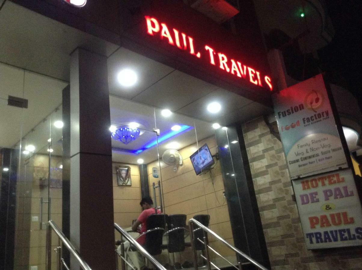 Adb Rooms Hotel De Pal Varanasi Eksteriør bilde